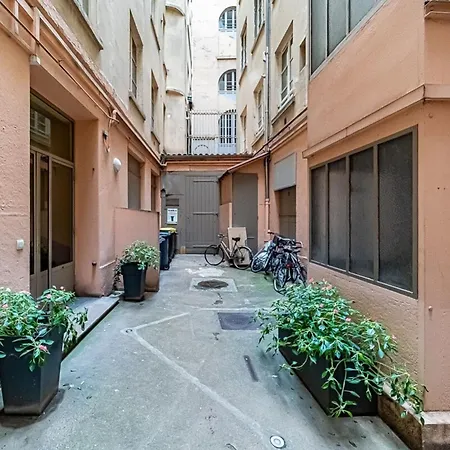 Apartamento Le Petit Victor Hugo - Bellecour *